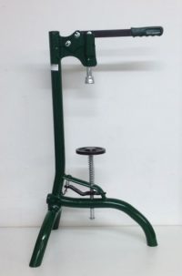 Floor/bench capper-large