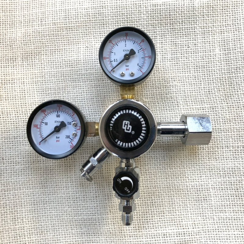 Dual Gauge CO2 Regulator