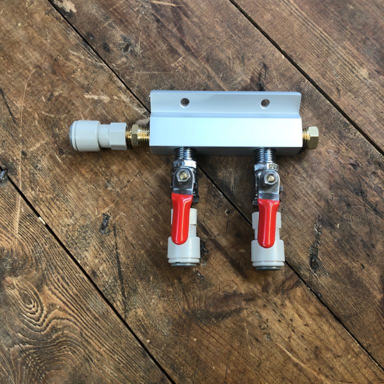 2 Way Manifold Gas Line Splitter with Check Valves 3/8 John Guest