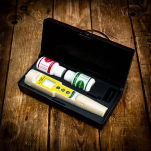 Pen Type Digital PH Meter Includes Buffer Solution